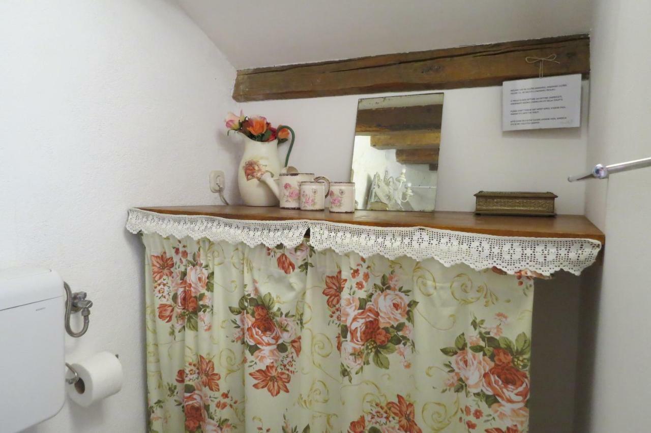 Apartments Authentic Baska エクステリア 写真